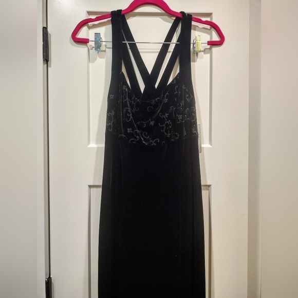 NWT CDC Stretch Velvet Maxi Dress - Size 14 - Picture 9 of 16